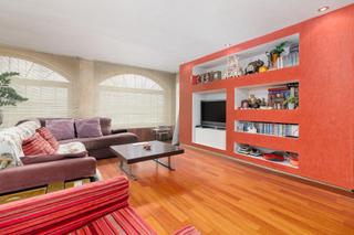 Casa a Centre. Vistas, espacio y tranquilidad a un paso del centro de roses