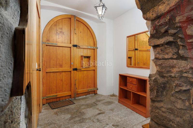 Foto ede59136-9d50-48a6-bac4-9f9a89ac4cad. Casa adossada amb calefacció aparcament a Maçanet de Cabrenys