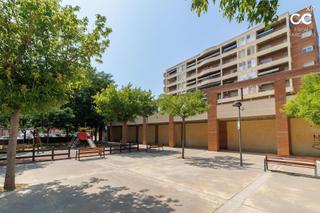 Pis a Parc Bosc-Castell. Un hogar con luz, confort y terraza... y si lo necesitas, parkin