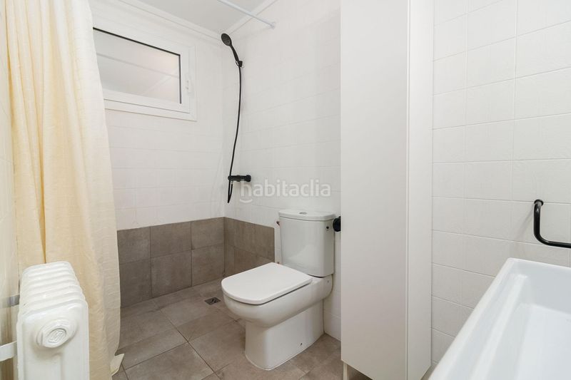 Foto 4089f084-aa0c-4b6f-9723-4da9b740c047. Pis amb calefacció a Centre Figueres