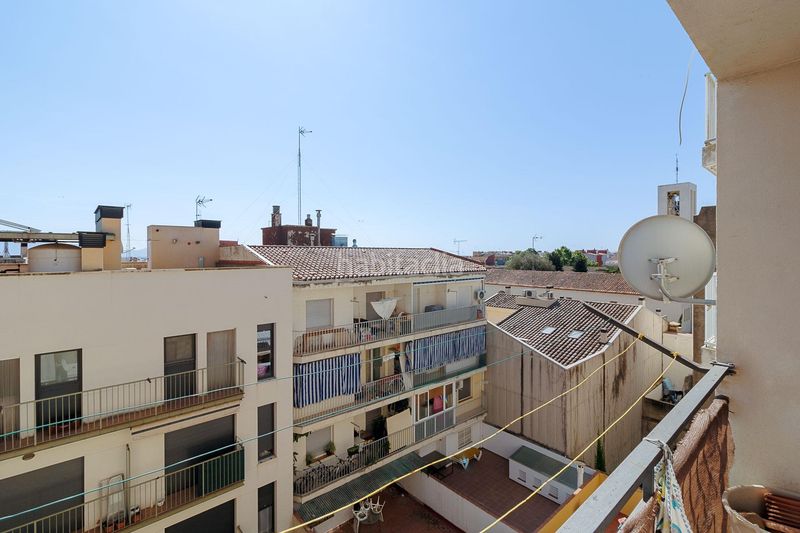 Foto a3ad2db6-48e7-4377-b3aa-41af9f22d885. Pis amb calefacció a Centre Figueres