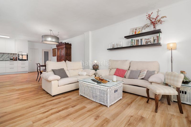 Foto b4b8e57b-ec59-4c6c-89c6-6e3d385e81ce. Pis amb calefacció a Centre Figueres