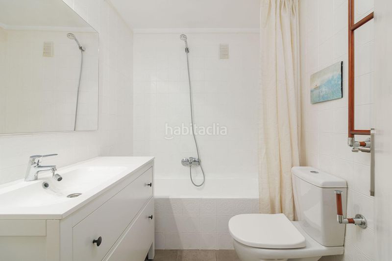 Foto ee368347-fe1f-4385-96e2-3847b53326fc. Pis amb calefacció a Centre Figueres