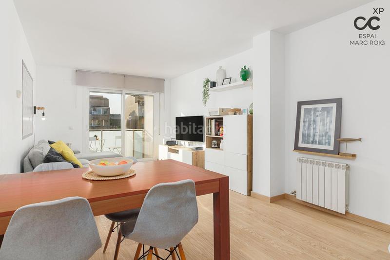 Foto 049b9469-3054-4f2b-ab47-03234b5a5a72. Duplex con riscaldamento parcheggio in Creu de la Mà Figueres