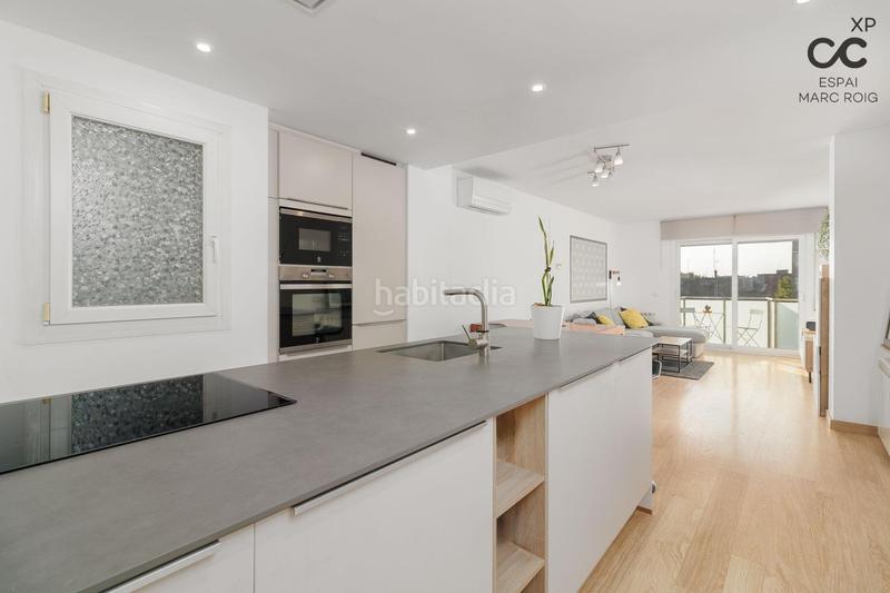 Foto f0fcde59-1edb-4795-8b26-779751d71be0. Duplex con riscaldamento parcheggio in Creu de la Mà Figueres