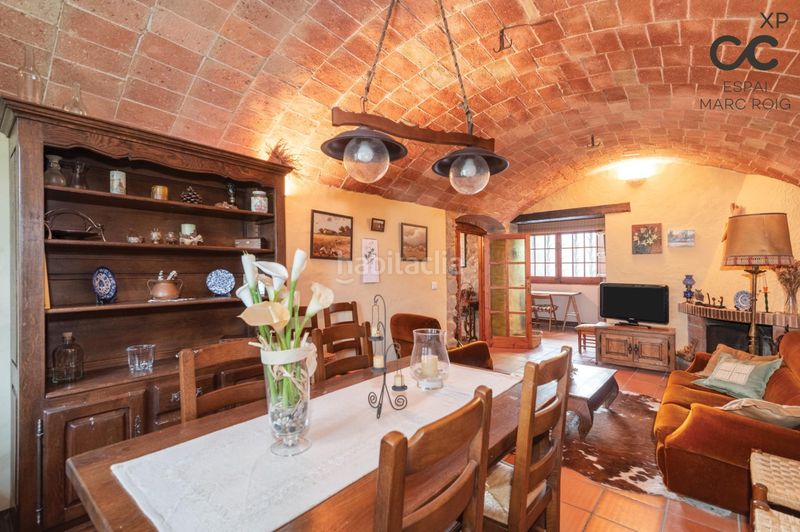 Foto aada7aab-f834-4fc7-b67e-23ae424765e8. Country house with heating in Boadella i les Escaules
