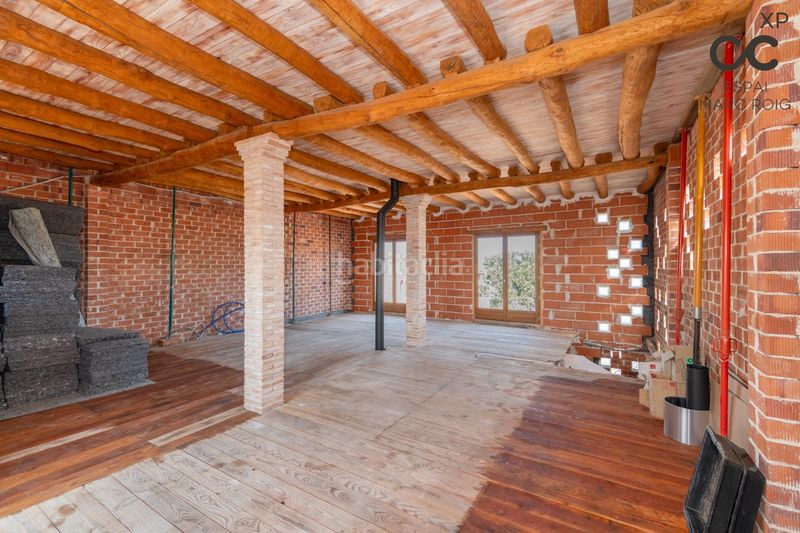 Foto 0b47a64a-86cc-4d17-aee5-6d4912a802bd. Masia amb aparcament a Fortià