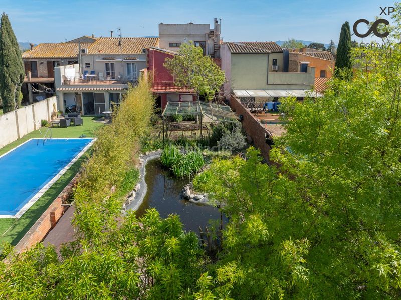 Foto 1f5c1de4-9b32-49be-8ff2-5f6485888e77. Masia amb aparcament a Fortià