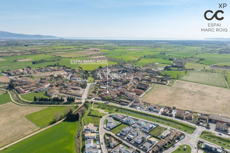 Foto 476449a9-00ea-41c0-8074-463a0a798e78. Masia amb calefacció aparcament a Fortià