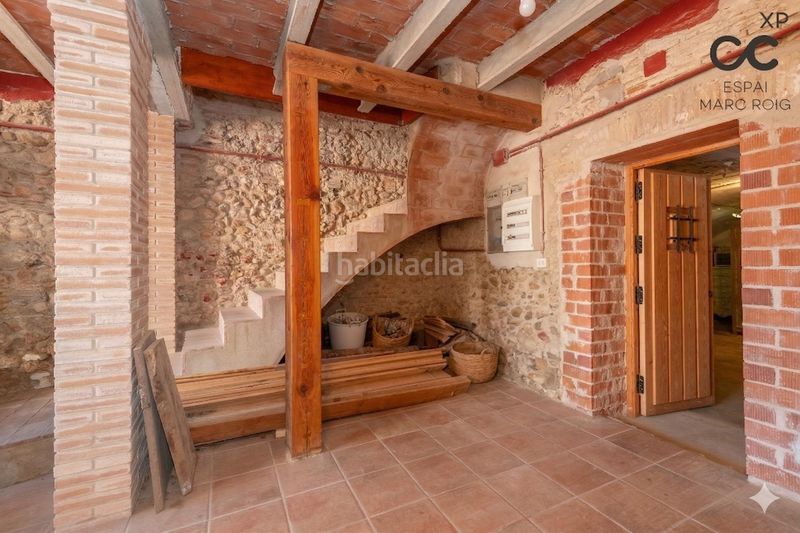 Foto d74bc3af-280d-4f7d-b23d-e34398e7f1c3. Masia amb aparcament a Fortià