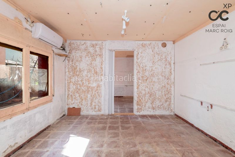 Foto dc3fdeae-5581-4651-bdd5-373bc19bc0b7. Masia amb aparcament a Fortià