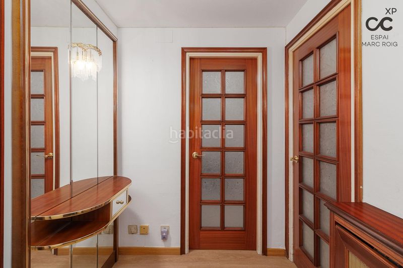 Foto f581afc4-9a05-4e3e-9354-6b91085a61e3. Pis amb calefacció aparcament a Poble Nou-Olivar Gran Figueres