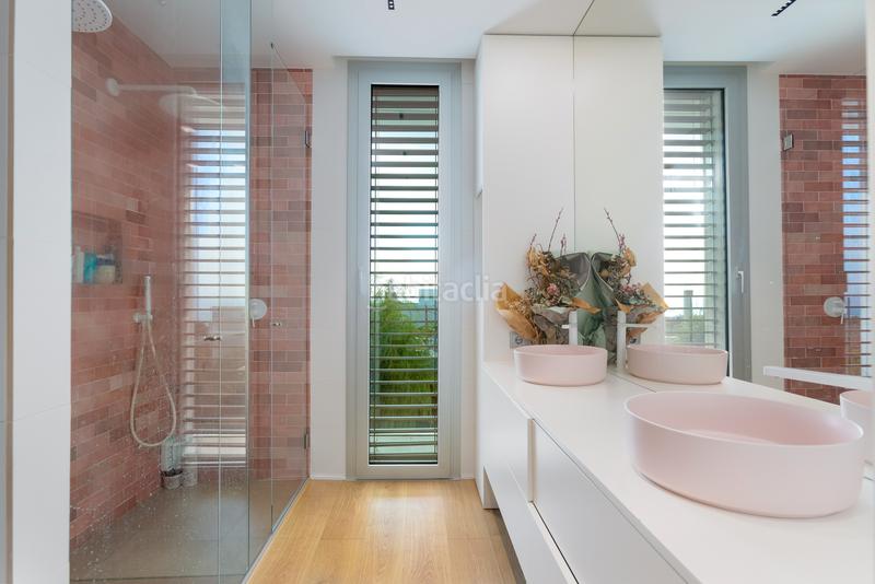 Foto 64e2abcf-1b3d-4a8b-b8de-3d8940615984. Maison avec cheminée chauffage parking piscine dans Teià