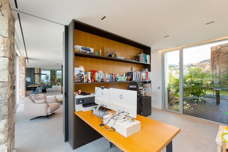 Foto 6544545c-6942-46f6-9f60-267143bd7358. Maison avec cheminée chauffage parking piscine dans Teià