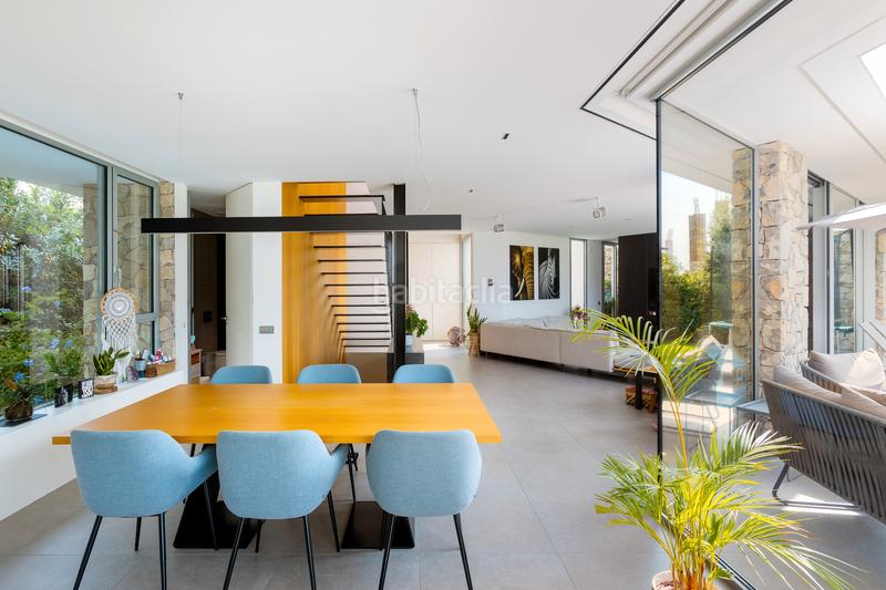 Foto ab929774-8fed-47ce-b4f4-d354a9e41bb6. Maison avec cheminée chauffage parking piscine dans Teià