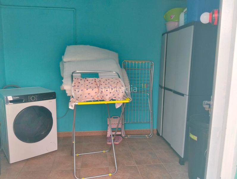 Foto 3f9dbc8f-1b92-491e-9669-87e13e89d575. Chalet  reformado de dos alturas en venta – zona la balsilla, en Vilamarxant