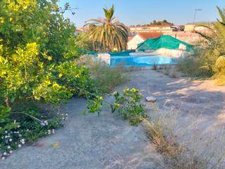 Terreny residencial a Vilamarxant. ¡oportunidad! parcela en venta con piscina y obra iniciada en zo