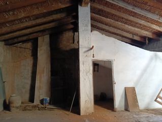 Casa a Vilamarxant. Oportunidad en el corazón de vilamarxant – casa con gran potenci