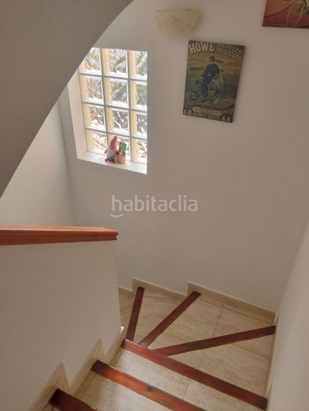 Foto 05806f87-2b7c-4211-98dd-cf3a6f56f0f5. Casa adossada amb piscina a Riba - roja de Túria