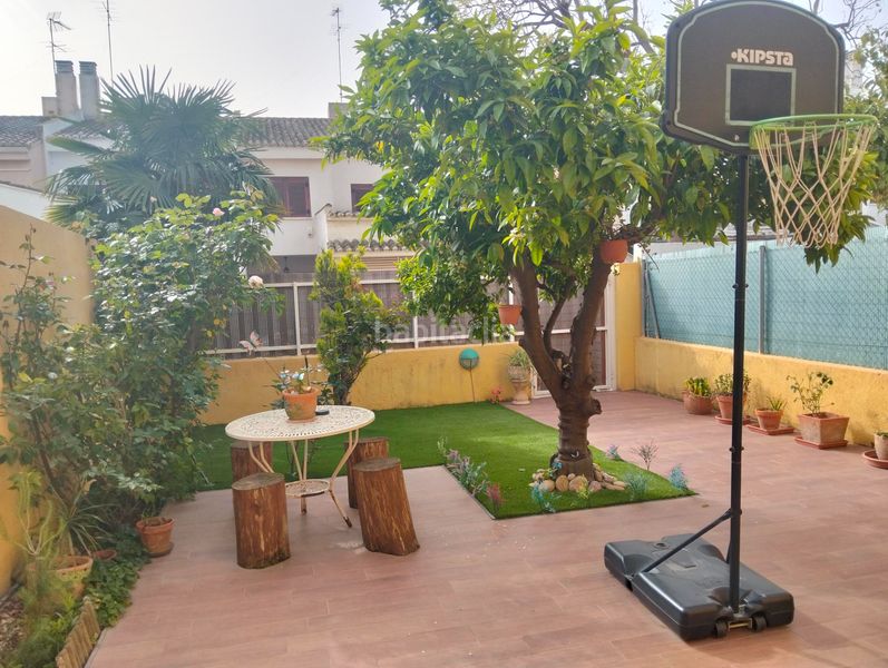 Foto 44e37cc4-9350-428d-b906-7ef81df5026c. Casa adossada amb piscina a Riba - roja de Túria