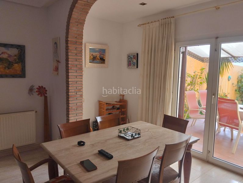 Foto 7801a7b0-5e57-411c-9c1e-8e091d0eb684. Casa adossada amb piscina a Riba - roja de Túria