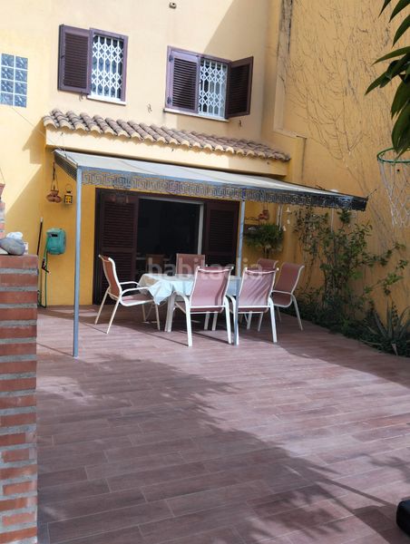 Foto e4bf747c-e586-40c5-a252-626324271764. Casa adossada amb piscina a Riba - roja de Túria