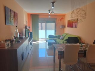 Flat in Núcleo Urbano. ?? piso en venta en la pobla de vallbona – amplio, luminoso y li