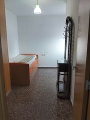 Pis a Vilamarxant. Piso de 2 habitaciones con garaje y trastero en vilamarxant