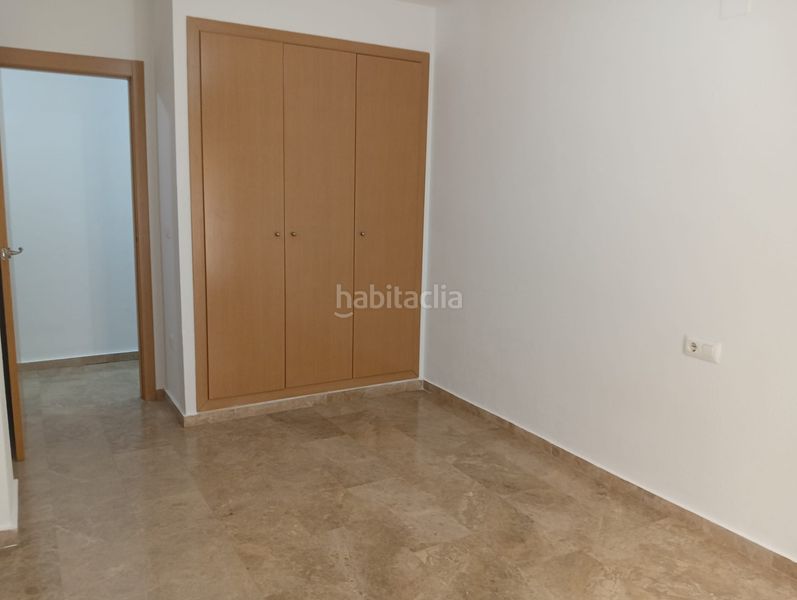Foto 04d1bcfe-74c8-40fc-8574-384f04aa084d. Flat with parking in Vilamarxant