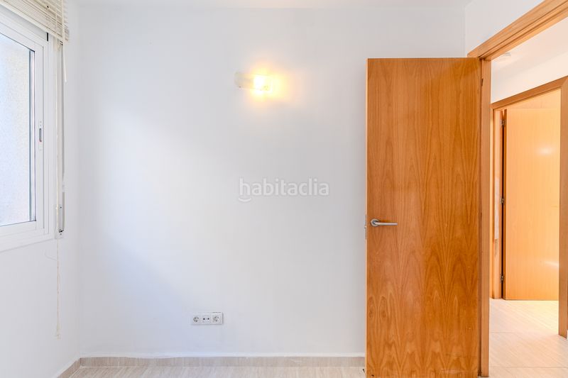 Foto d5c31df2-78b4-4cf2-b29f-0fad0d629d69. Pis amb calefacció aparcament a Segur de Calafell nucli urbà Segur de Calafell