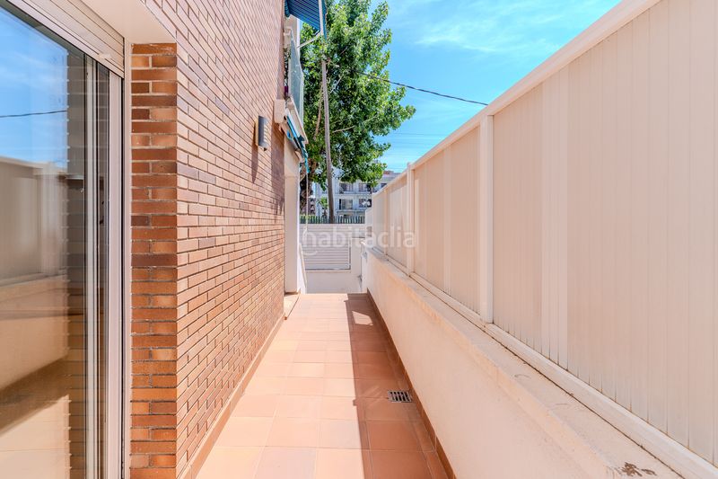 Foto fe1e8b5a-2d2a-49d0-9628-759ae0b251b8. Pis amb calefacció aparcament a Segur de Calafell nucli urbà Segur de Calafell