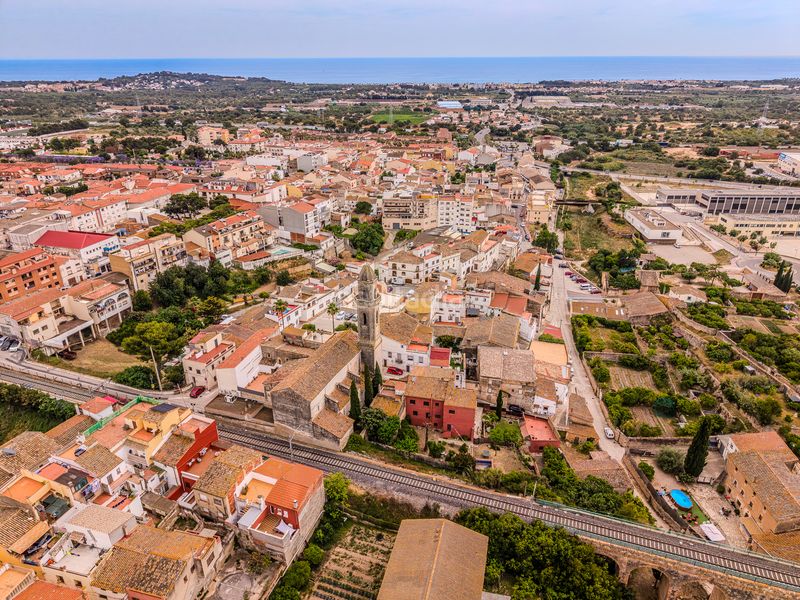 Foto dfac0d2f-9c41-4991-9766-499527e25a49. Xalet amb calefacció aparcament a Roda de Barà