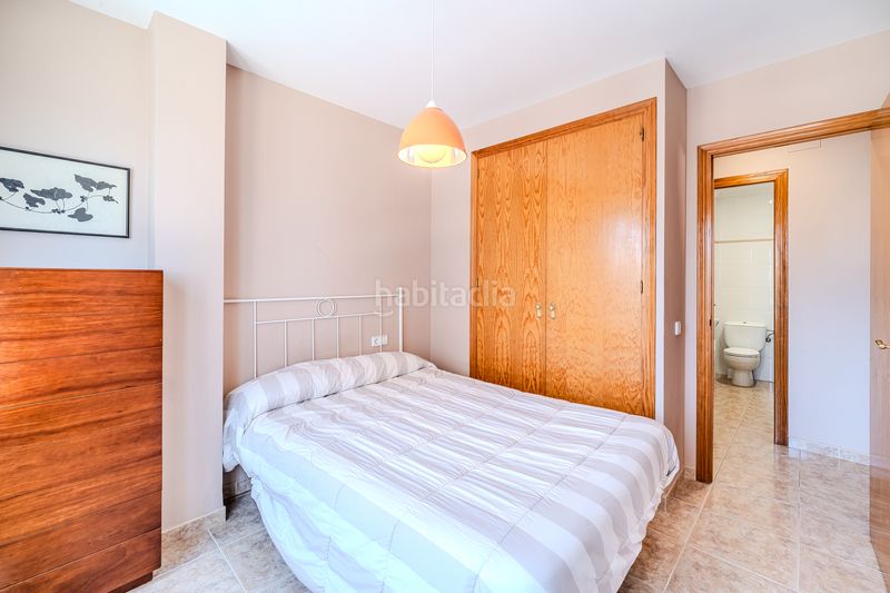 Foto b8f5694d-40e1-4382-ac2c-882870726816. Xalet amb calefacció aparcament a Ampolla (L´)
