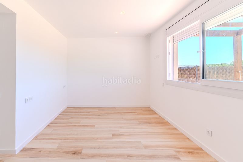 Foto e0e77522-e5d8-4bea-81a3-64ed9c2a22d2. Xalet amb calefacció aparcament piscina a Sant Jordi D´Alfama Ametlla de Mar (L´)