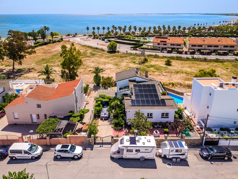 Foto ac40ae48-d283-4337-983a-4ca9368b1419. Xalet amb calefacció aparcament piscina a Ampolla (L´)