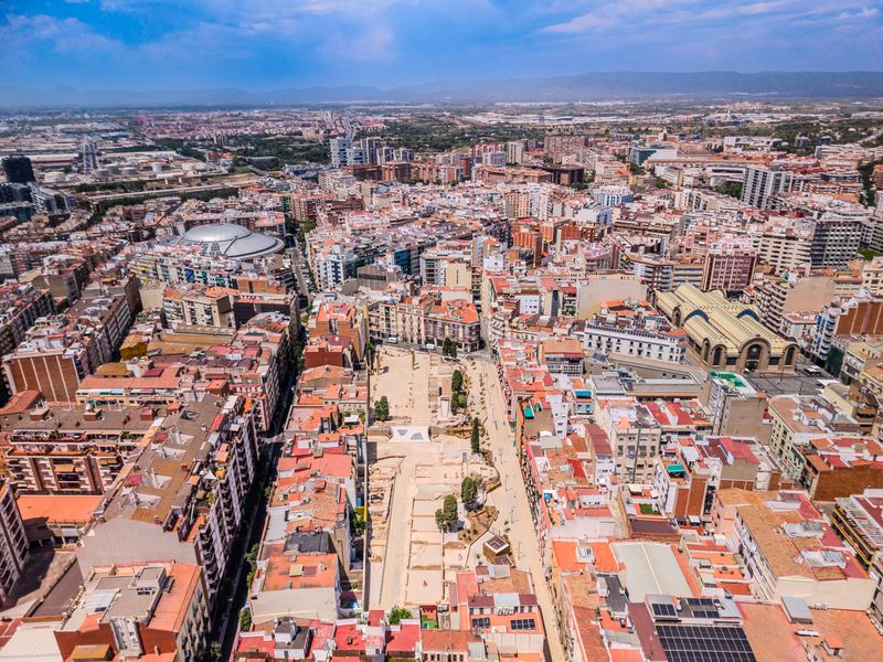Foto 482b1338-396f-4ece-822a-f6d4e82f4a42. Edifici a Eixample Tarragona