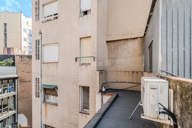 Foto ef391704-3a7b-4b00-97b5-1f7ea31a3d33. Edifici a Eixample Tarragona