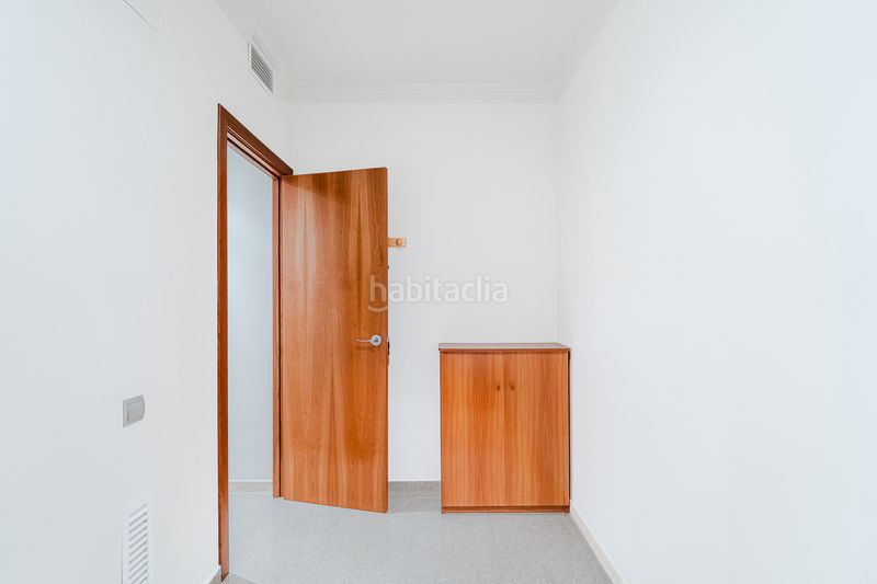 Foto 7b9aa79d-01e2-45d7-b453-b8a0a1679b44. Pis amb calefacció a Ampolla (L´)