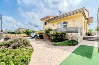 Chalet  Carrer sant antoni. Casa / chalet independiente en venta en s antoni 29, deltebre