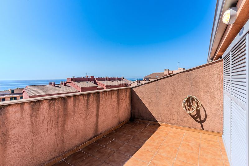 Foto 1723d059-6fde-4a62-8845-ecb9d74e5962. Dúplex amb calefacció aparcament piscina a Marina de Sant Jordi Ametlla de Mar (L´)