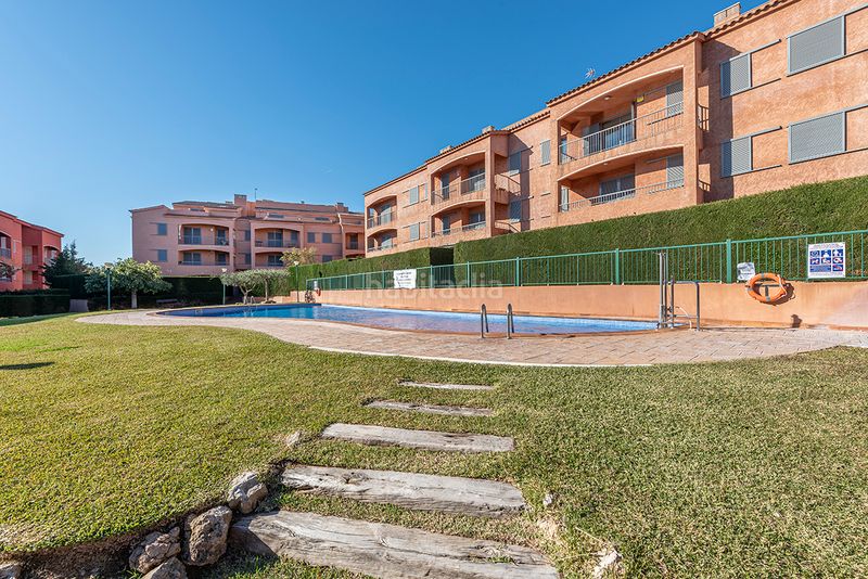 Foto 4dcae09e-32c0-4008-8a4c-e1fcc9d199c0. Dúplex amb calefacció aparcament piscina a Marina de Sant Jordi Ametlla de Mar (L´)