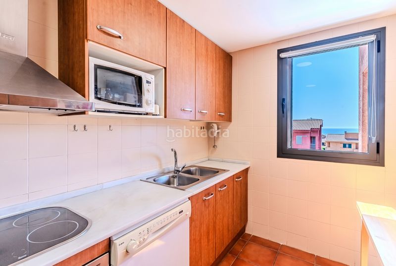 Foto da3d57d1-971d-4644-990b-867e2ac14cc7. Dúplex amb calefacció aparcament piscina a Marina de Sant Jordi Ametlla de Mar (L´)