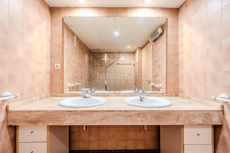 Foto f5d48f32-399d-4ff2-b629-bfd9dcfa422d. Dúplex amb calefacció aparcament piscina a Marina de Sant Jordi Ametlla de Mar (L´)