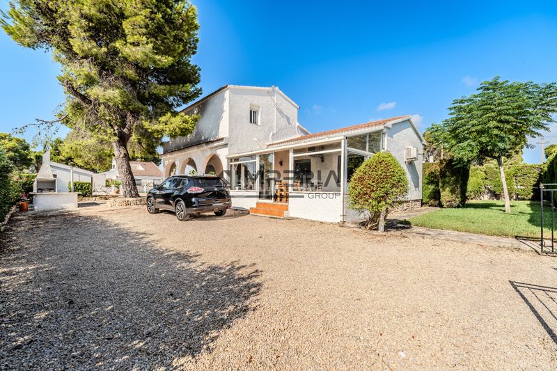 Foto ac67a356-ff23-4fd5-b7da-2e60b8f819d1. Chalet  independiente en venta en castella-3 cales 50, l'ametlla de mar en Ametlla de Mar (L´)