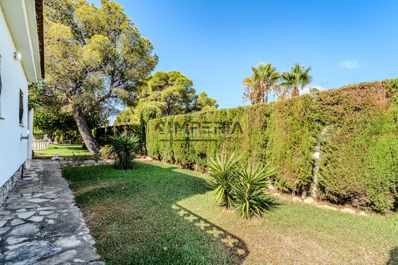 Foto c3a6cff6-820e-4cf5-a7af-0236574e6a8b. Chalet  independiente en venta en castella-3 cales 50, l'ametlla de mar en Ametlla de Mar (L´)