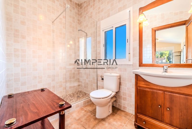 Foto d06b8fa5-b7b9-45c9-8a60-4cb3473adace. Chalet  independiente en venta en castella-3 cales 50, l'ametlla de mar en Ametlla de Mar (L´)