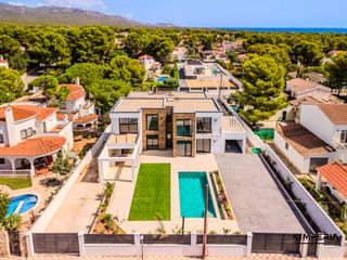 Chalet  Carrer l'ametlla de mar. Casa / chalet independiente en venta en calle l'ametlla de mar,