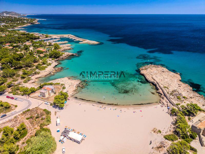 Foto 1f6ba9c3-00a4-41fa-a9c3-3f91e465ca74. Xalet amb xemeneia calefacció aparcament a Calafat Ametlla de Mar (L´)