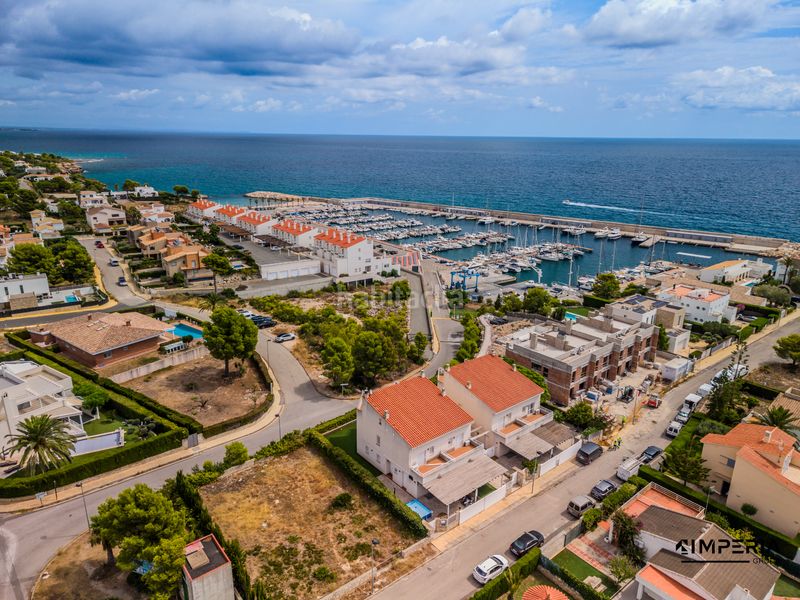 Foto a06d84e1-227c-4cd4-8be9-cf895cd8a2f6. Xalet amb xemeneia calefacció aparcament a Calafat Ametlla de Mar (L´)