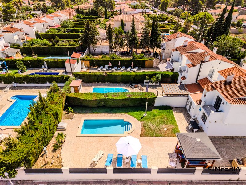 Foto b350cab3-5db5-495e-8ca4-5013cee8b4f3. Xalet amb piscina a Les Tres Cales Ametlla de Mar (L´)